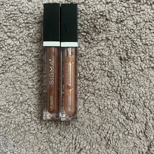 Sigma lipgloss